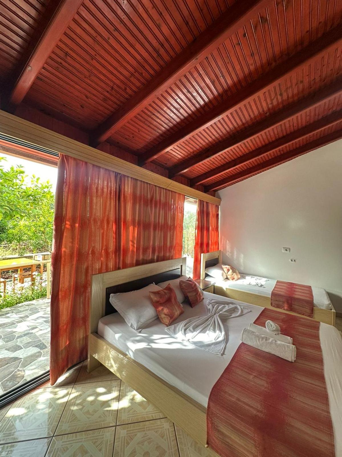 Seli'S Villa Ksamil Exterior photo