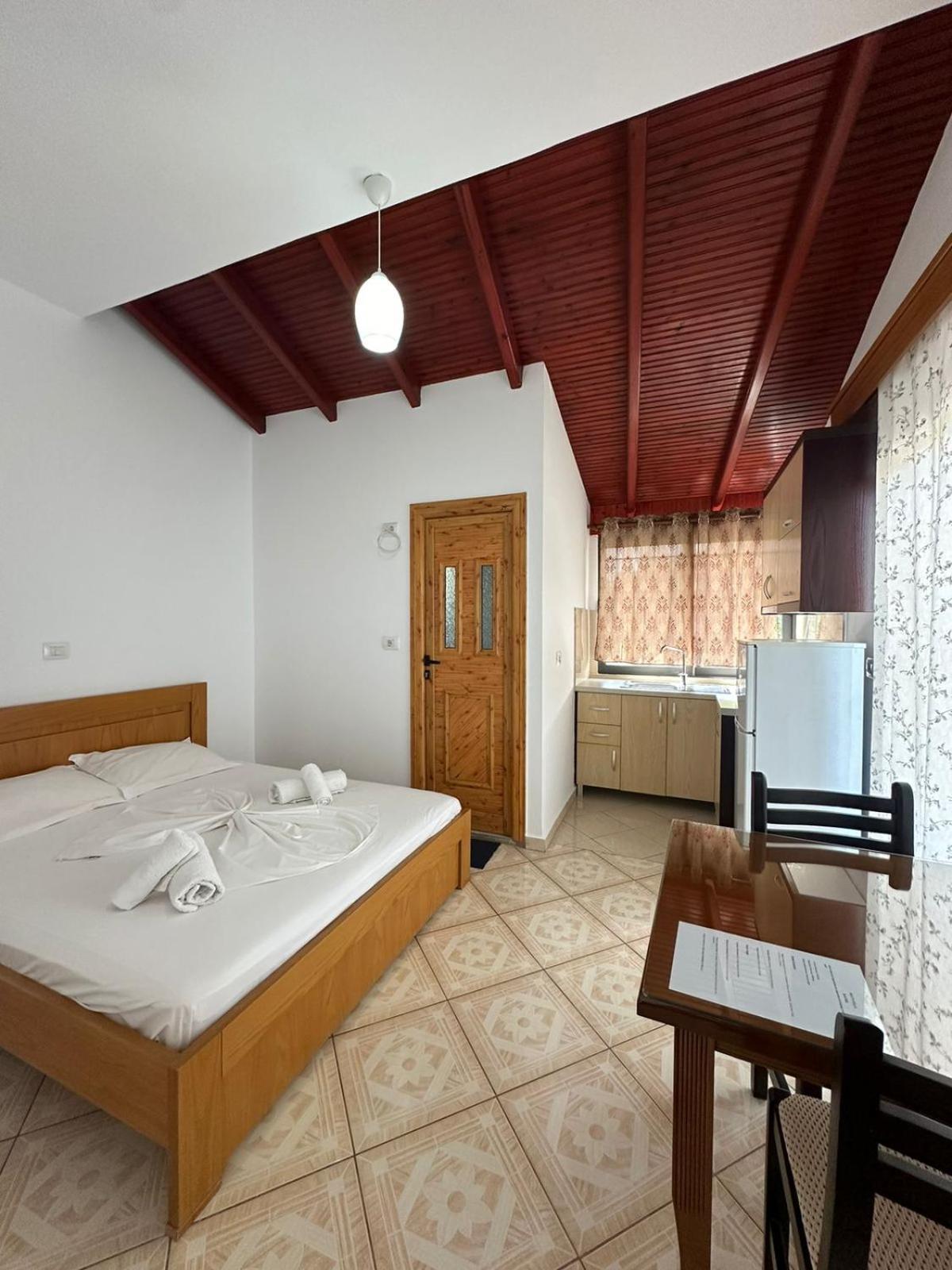Seli'S Villa Ksamil Exterior photo